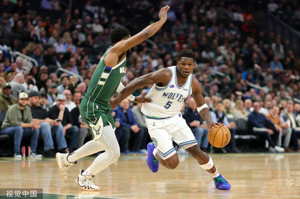 孙颖莎、蒯曼会师WTT新加坡大满贯女单决赛央视新闻客户端.