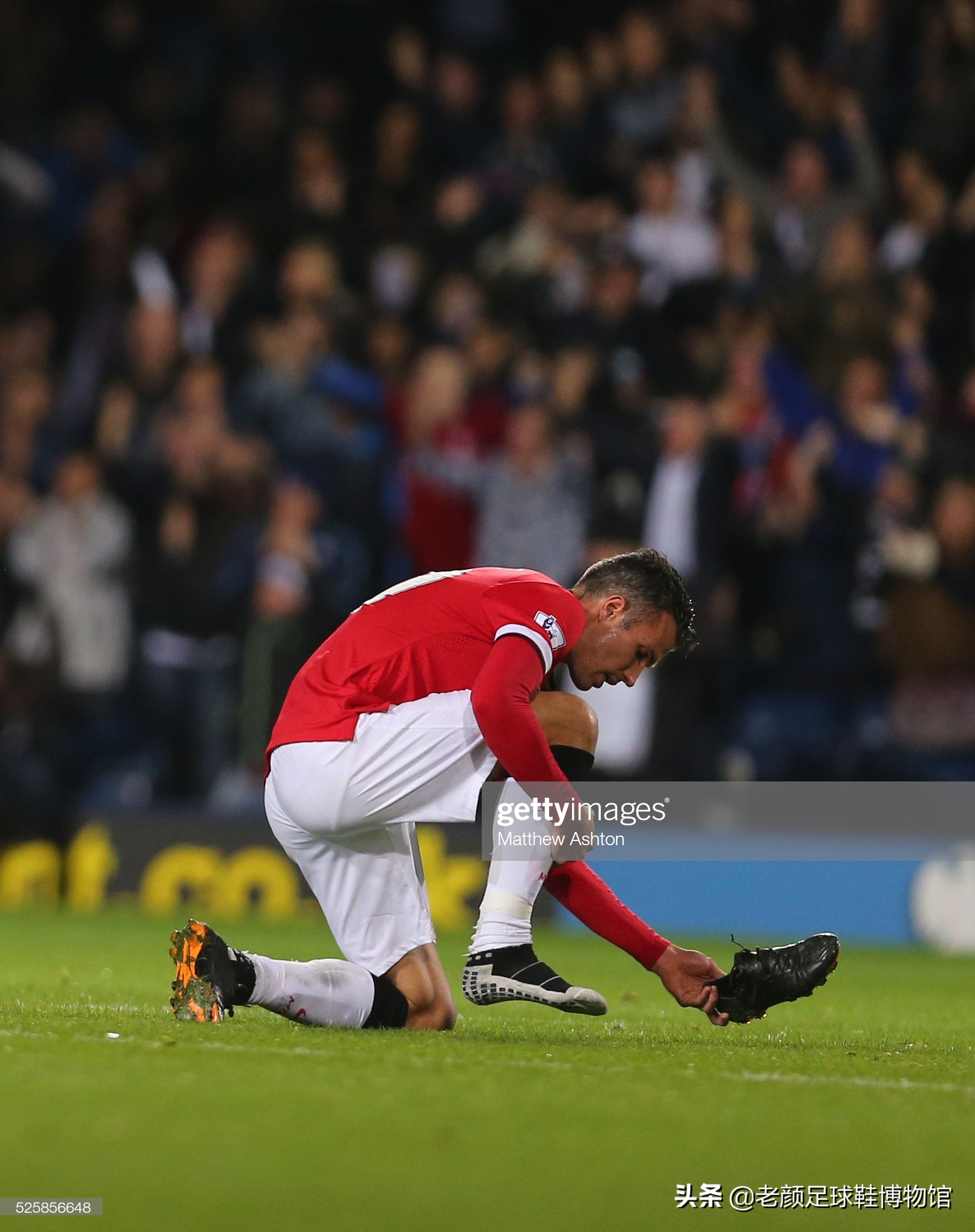 给受害者举 给受害者举