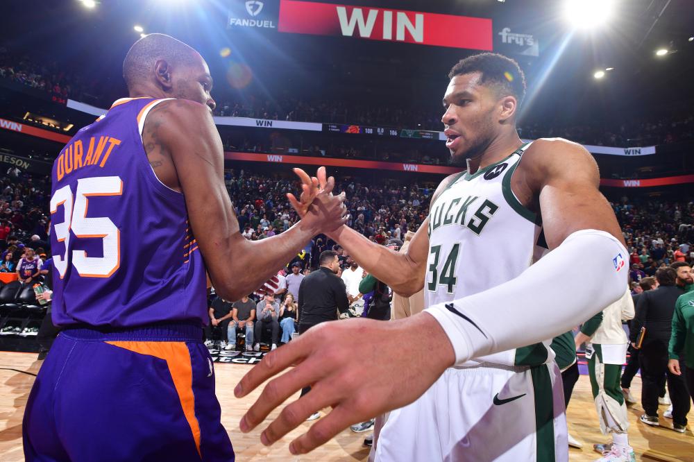 两人之间的 两人之间的