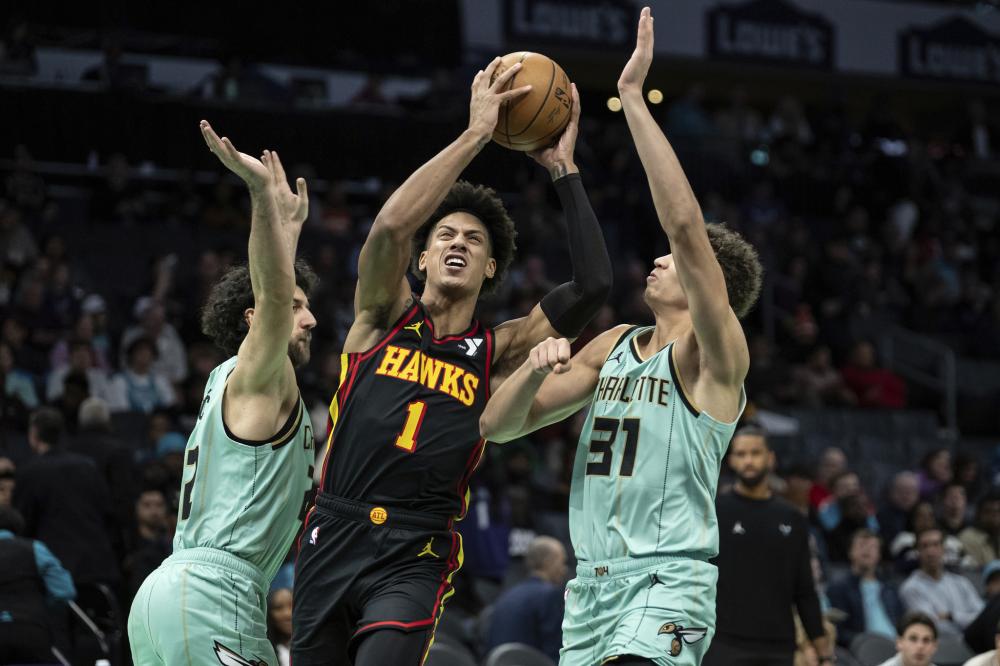 住向他致敬 住向他致敬