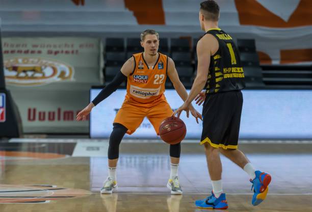 实力与精神 实力与精神